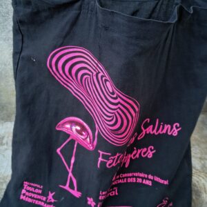 Afficher 33. Dame nature nous surveille